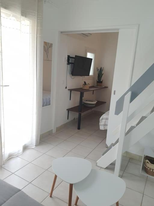 A 500 M De La Plage, Tout Confort Avec Wifi Le Barcares Exterior photo