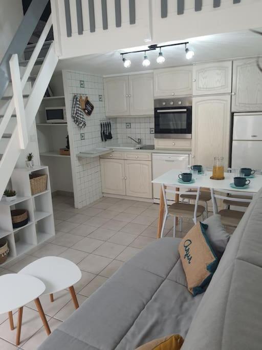 A 500 M De La Plage, Tout Confort Avec Wifi Le Barcares Exterior photo